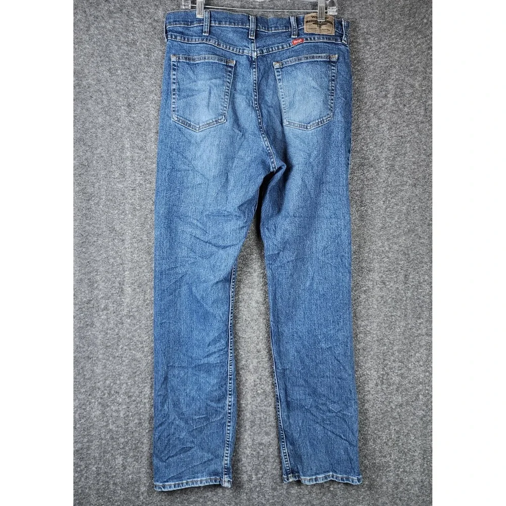 Wrangler Jeans Mens 34x34 Premium Quality Blue Straight Leg Denim EUC
